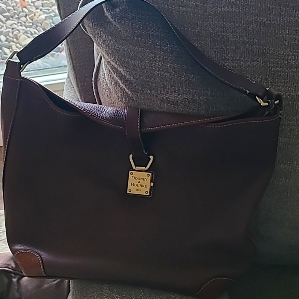 Dooney & Bourke